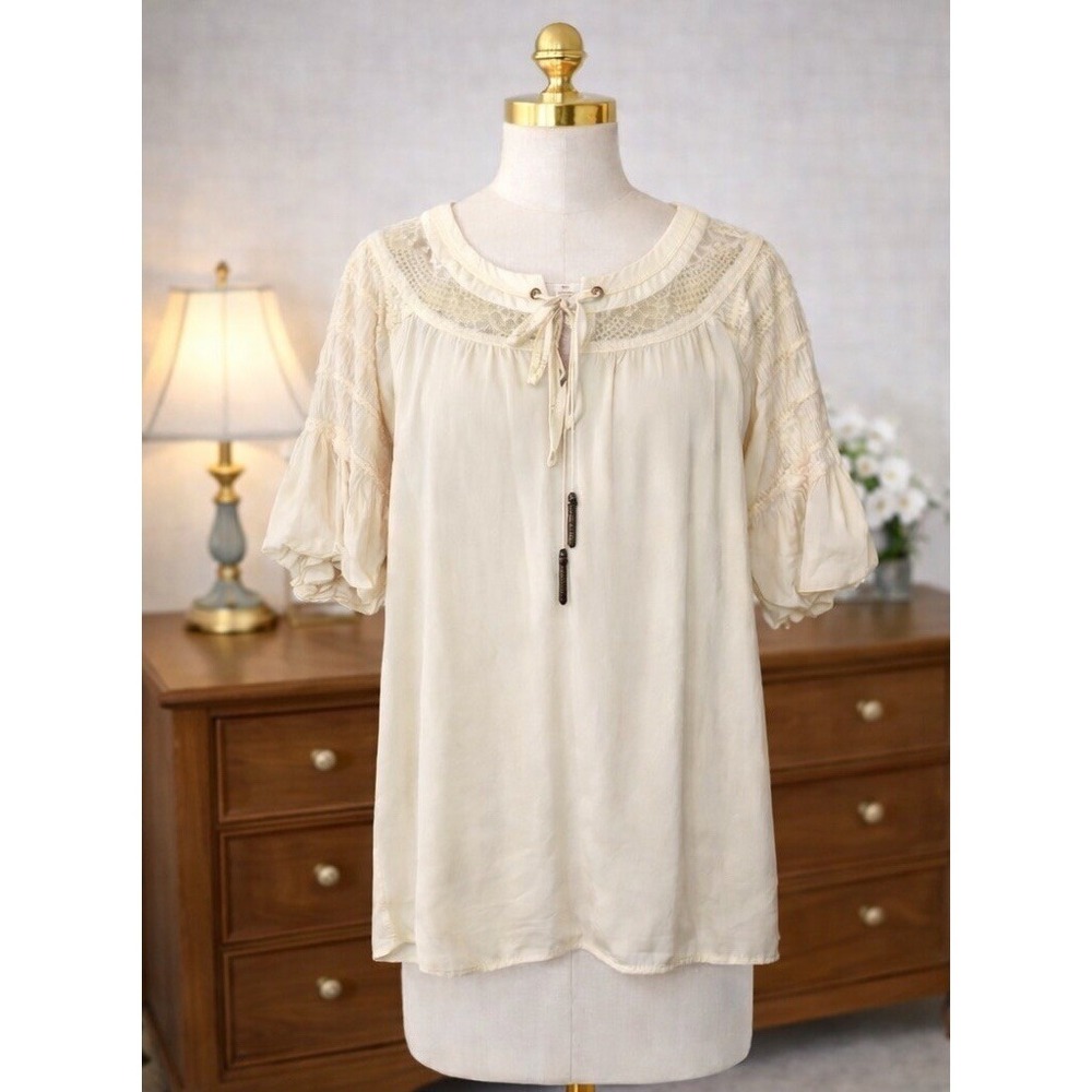 Sundance Popover Top Cream Satin Tassel Neck Pleated Flutter Sleeves Size XS‎